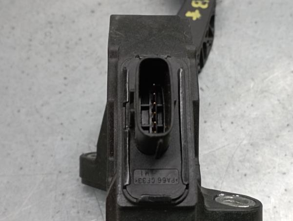 Pédale d'accélérateur TOYOTA Yaris (_P9_) Imagem-2