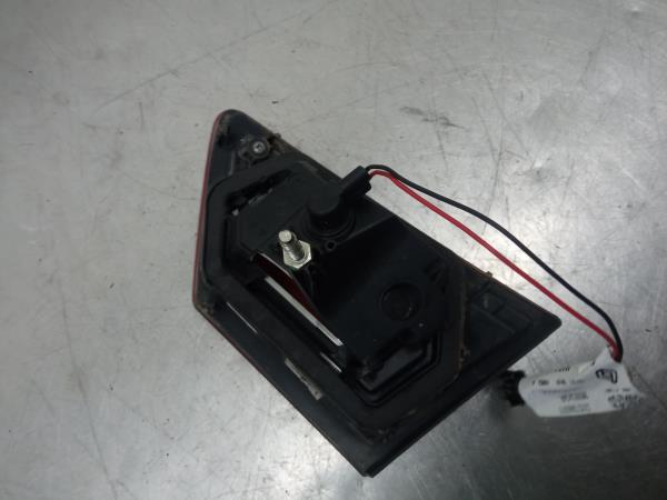 Feu de coffre Gauche RENAULT Clio IV (BH_) Imagem-1