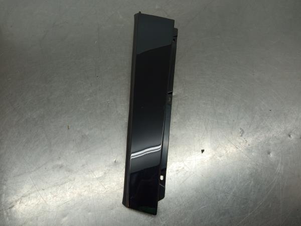 Friso Embelezador Dto Pilar/Porta VOLVO V40 Cross Country (526)