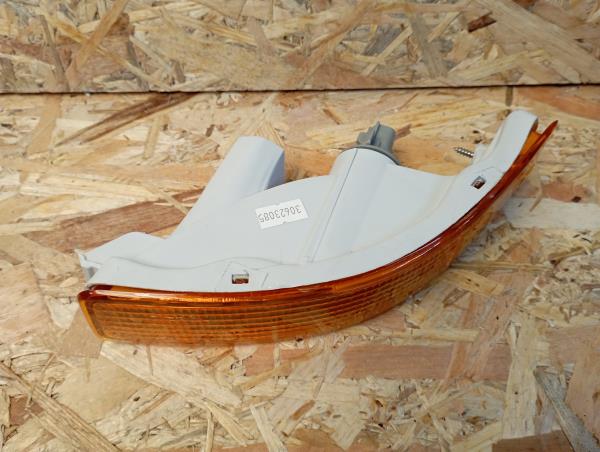 Freccia anteriore sinistra TOYOTA Corolla Sedan (_E10_) Imagem-1