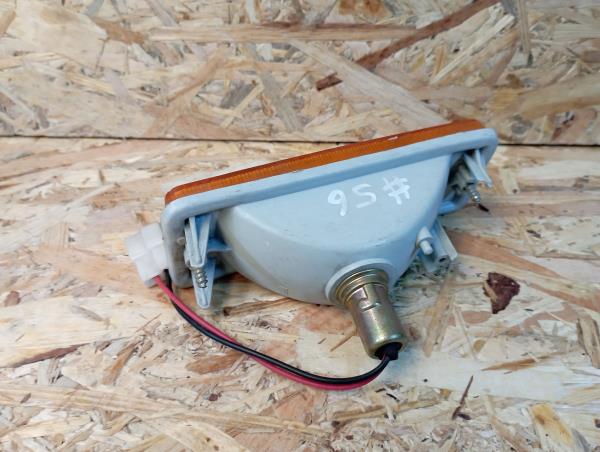 Pisca frente direito TOYOTA Hilux (LN_, KZN1_, VZN1_) Imagem-1