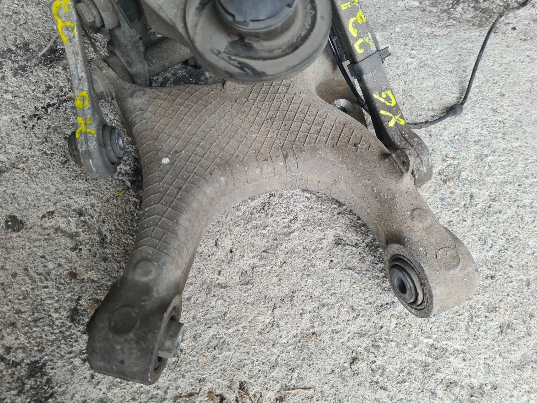 Right rear suspension arm BMW X6 (E71, E72)