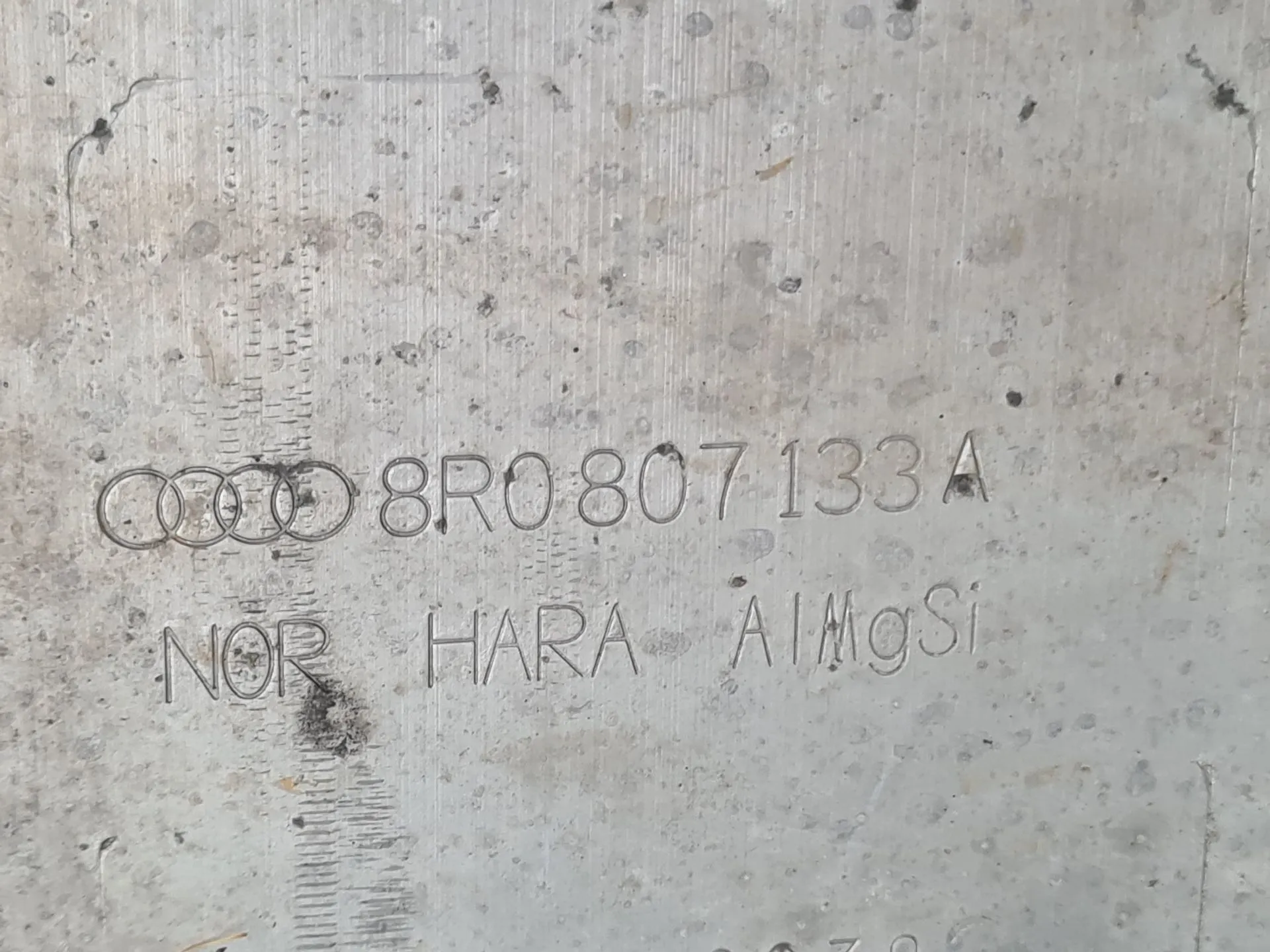 Front bumper reinforcement AUDI Q5 (8R) Imagem-6