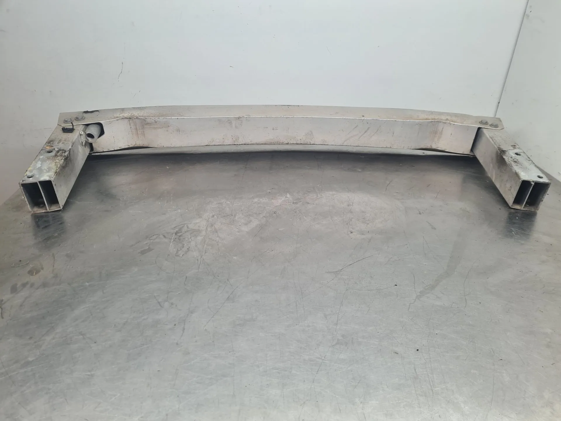 Rear bumper reinforcement AUDI Q5 (8R) Imagem-3