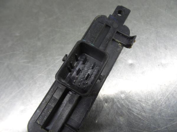 Centralina luci PEUGEOT 207 (WA_, WC_) Imagem-2