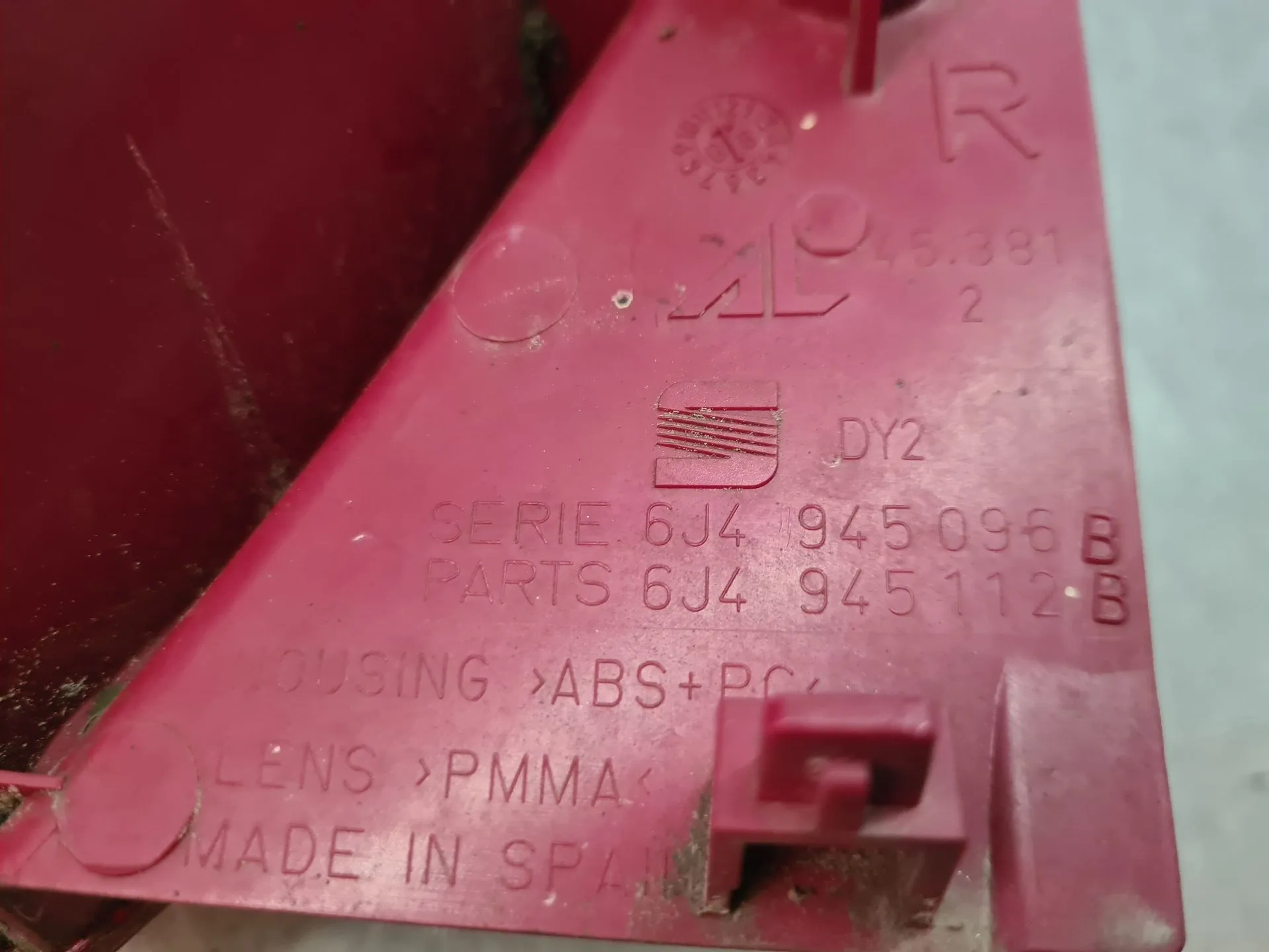 Right Tail light SEAT Ibiza IV (6J5, 6P1) Imagem-3