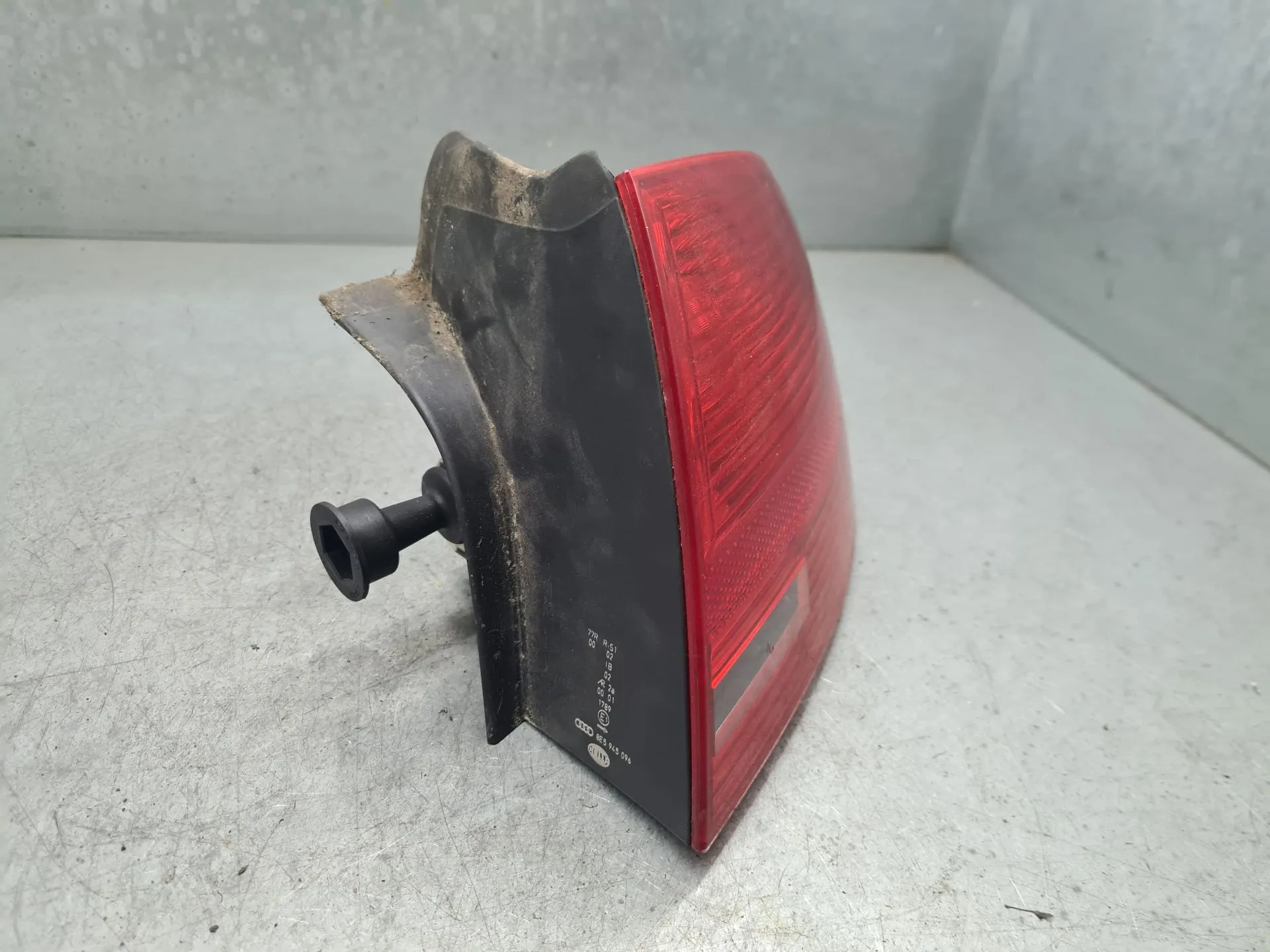 Right Tail light AUDI A4 (8EC, B7) Imagem-3