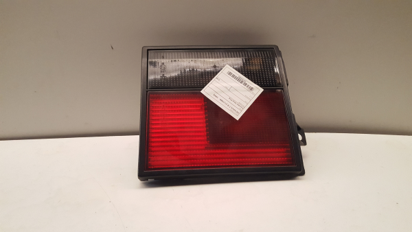 Feu de coffre Gauche RENAULT 21 Sedan (L48)