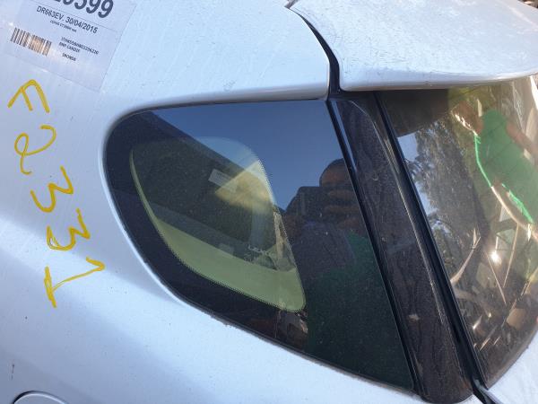 Vetro del pannello posteriore sinistro LEXUS CT (ZWA10_)