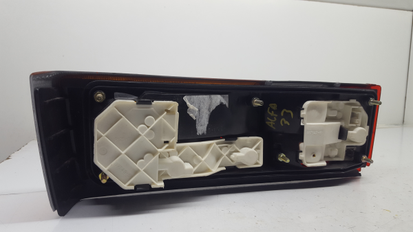 Feu arrière Gauche ALFA ROMEO 33 (905_) Imagem-1