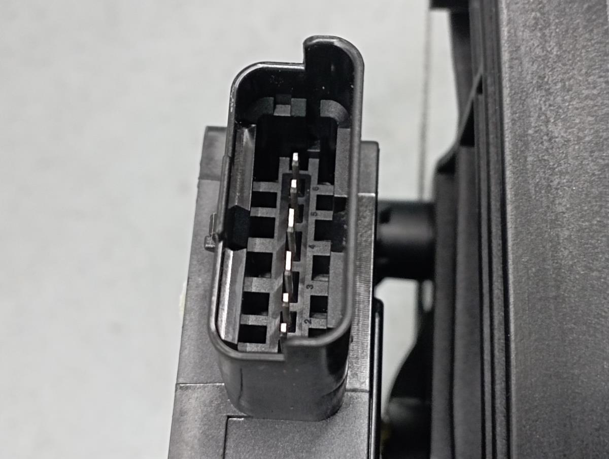 Elevador vidros trás esquerdo CITROËN C4 III Imagem-3