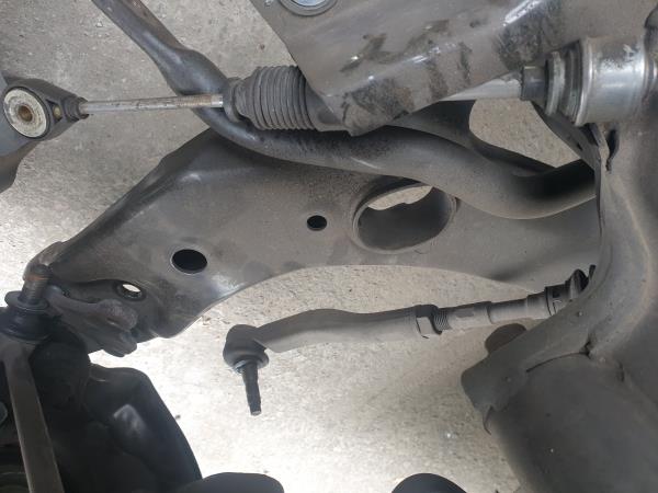 Frankberg 2x Bras De Suspension Avant Compatible Toyota Auris, Avensis, Corolla