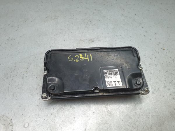 Engine control unit / ECU TOYOTA Yaris (_P13_) Imagem-1