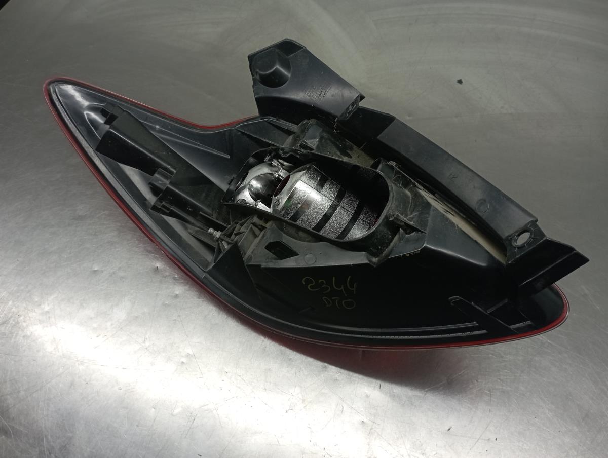 Feu arrière Droite FORD Ka (RU8) Imagem-4