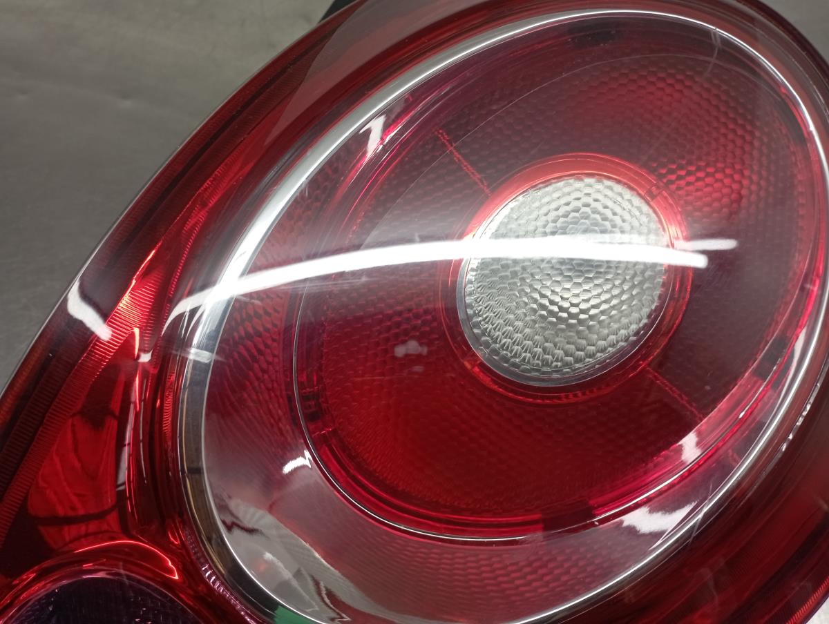 Feu arrière Droite FORD Ka (RU8) Imagem-3