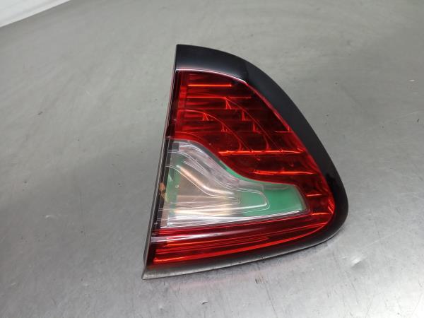 Réflecteur hayon Droite RENAULT Captur (J5_)