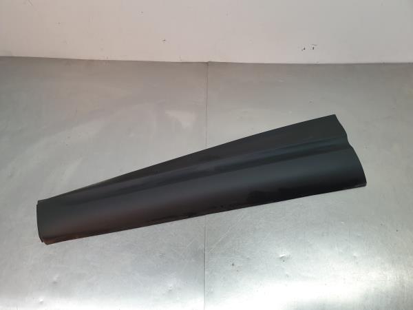 Friso da porta frente esquerda RENAULT Kadjar (HA_, HL_)