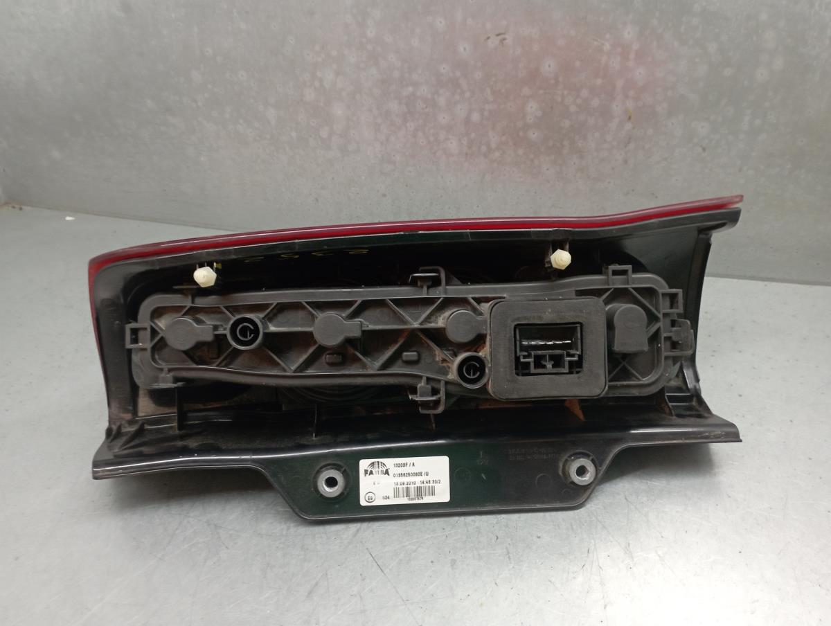 Left Tail light PEUGEOT Bipper Tepee Imagem-4