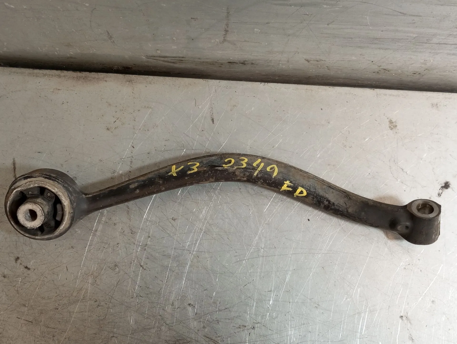 Braccio di sospensione anteriore destra BMW X3 (F25)