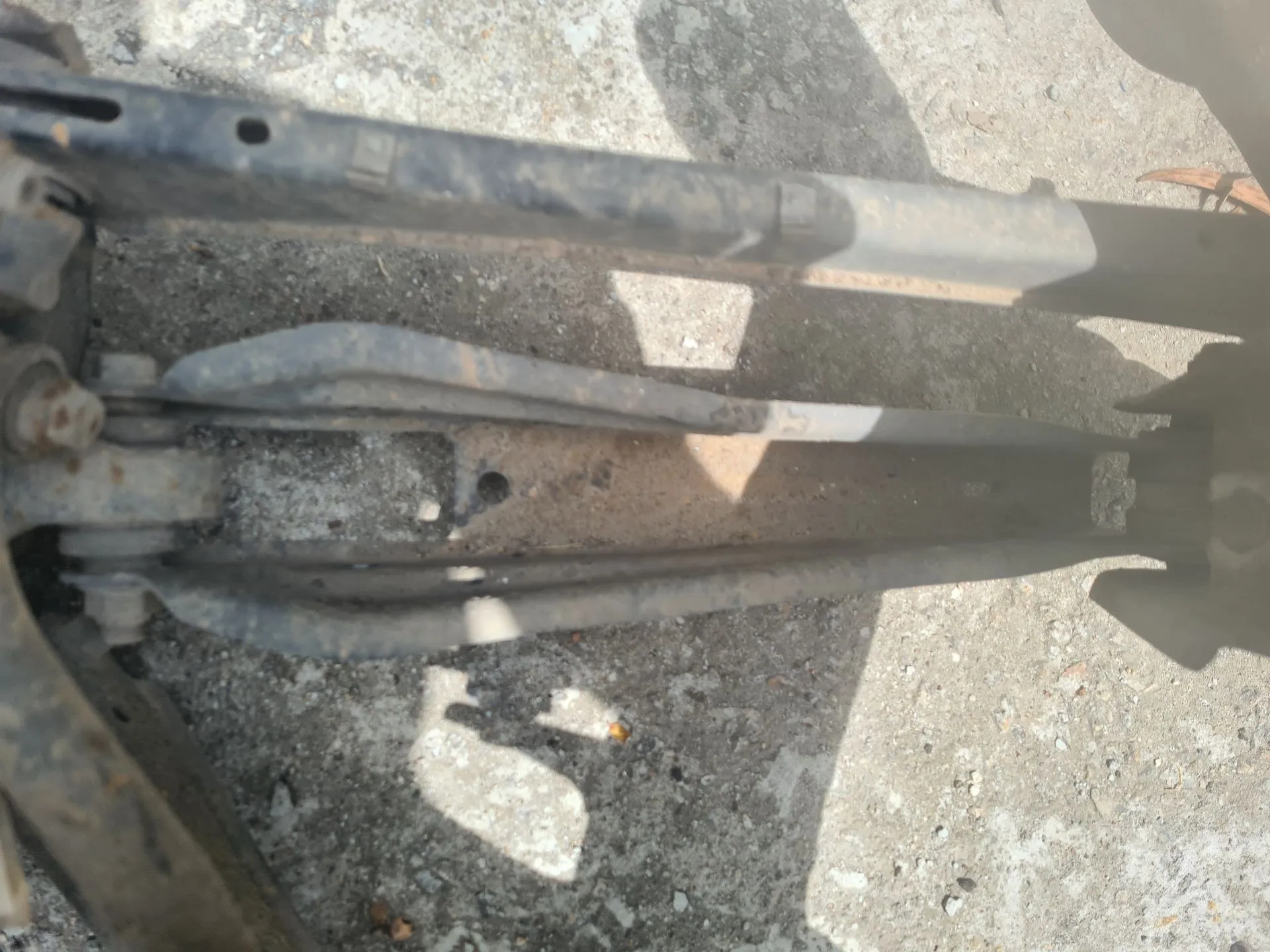 Brazo suspensión trasero derecho BMW X3 (F25)