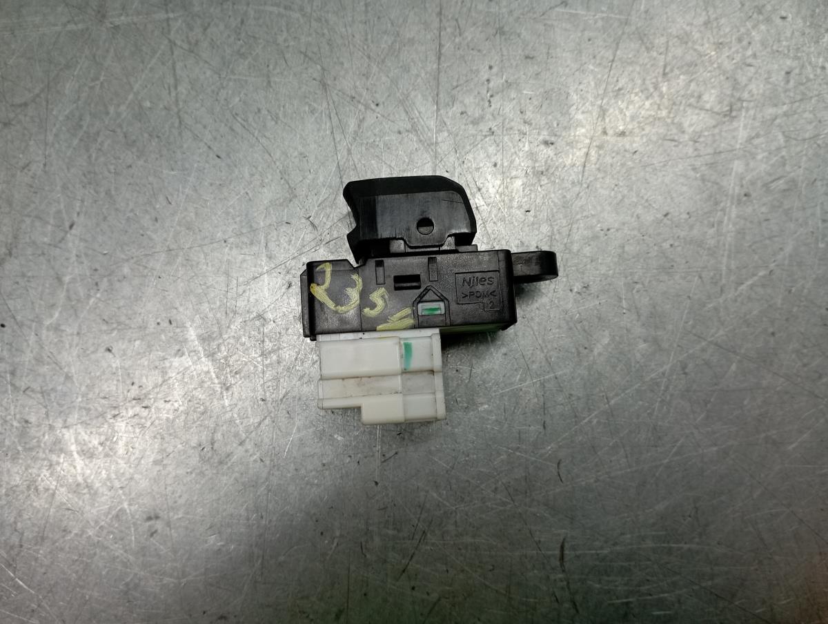 Mando / interruptor elevalunas delantero derecho SUZUKI Vitara (LY) Imagem-2