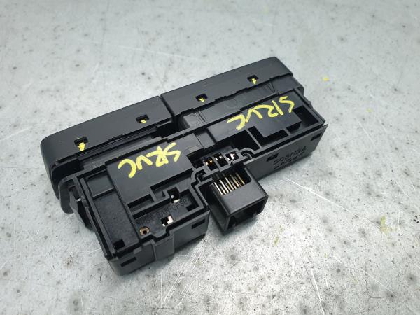 Botão / interruptor 4 piscas SUZUKI Vitara (LY)