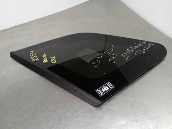 Vidro do painel trás esquerdo SUZUKI Vitara (LY)