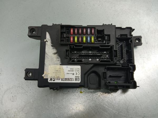 Caixa fusíveis / SAM / BSI OPEL Corsa D Imagem-1