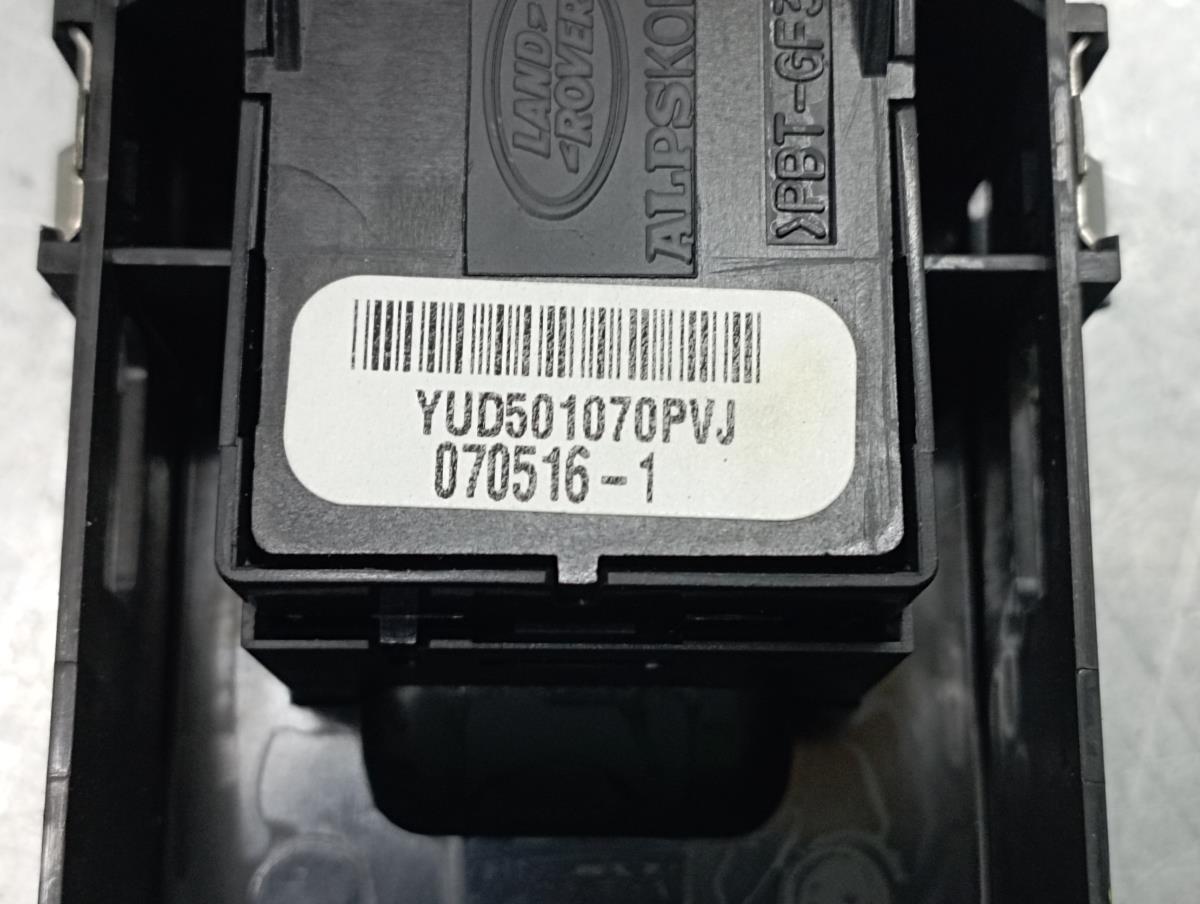Mando / interruptor elevalunas delantero derecho LAND ROVER Discovery III (L319) Imagem-4