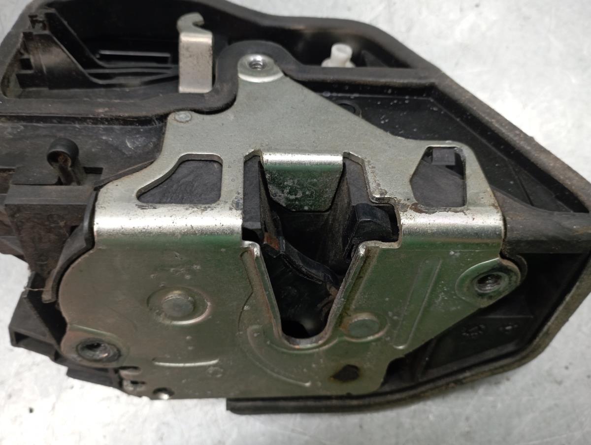 Cerradura / cierre puerta trasera derecha BMW 5 (E60) Imagem-2