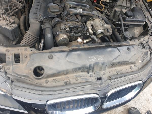 Frontale in fibra o lamiera BMW 5 (E60)