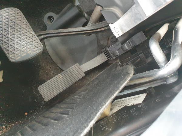 Pedal acelerador MERCEDES-BENZ Classe B (W246, W242)