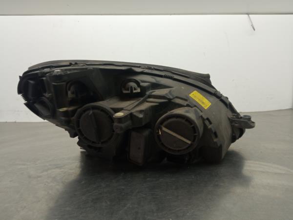 Left Headlight MERCEDES-BENZ Classe C (W204) Imagem-1