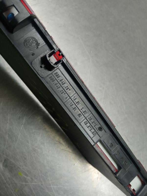 Additional stop light / 3rd stop light VOLKSWAGEN Passat (3G2, CB2) Imagem-2