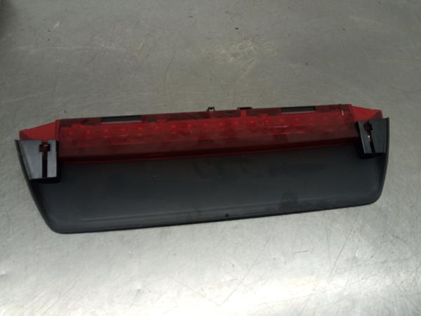 Additional stop light / 3rd stop light VOLKSWAGEN Passat (3G2, CB2)
