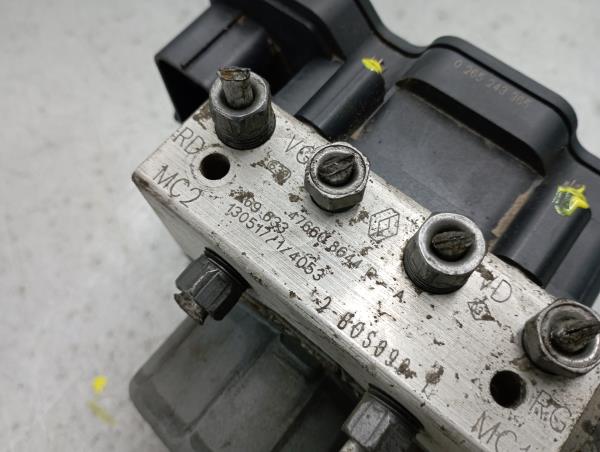 ABS RENAULT Captur (J5_) Imagem-4