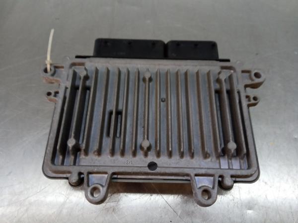 Centralina motor / ECU MERCEDES-BENZ Classe A (W169) Imagem-2