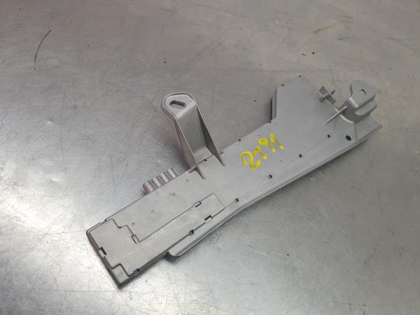 Amplificateur Antenne MERCEDES-BENZ CLS (C219) Imagem-1