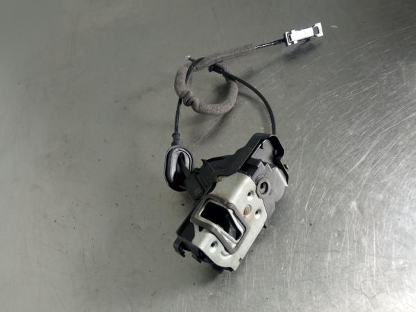 Cerradura / cierre puerta delantero derecho FORD Fiesta VII Van