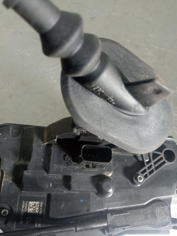 Cerradura / cierre puerta delantero derecho FORD Fiesta VII Van Imagem-1