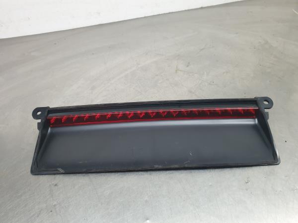 Feu de stop supplémentaire / 3e feu PORSCHE Panamera (970)