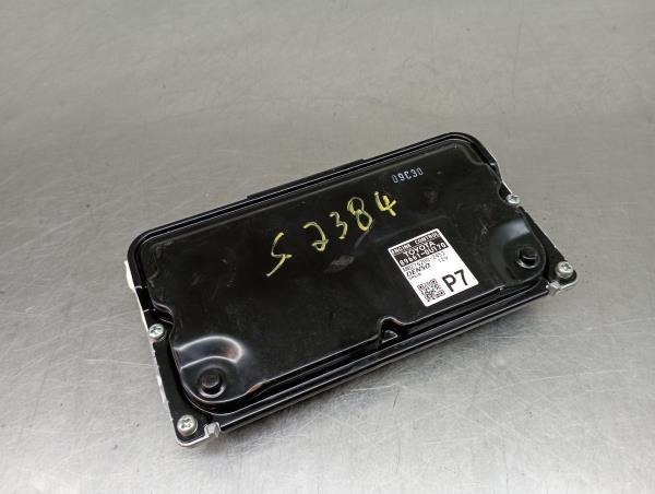Centralina motor / ECU TOYOTA Yaris (_P13_) Imagem-1
