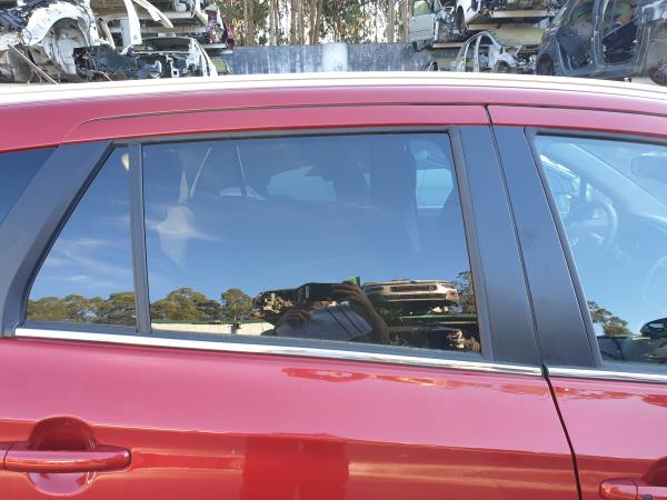Vetro porta posteriore destra SUZUKI SX4 S-Cross (JY)