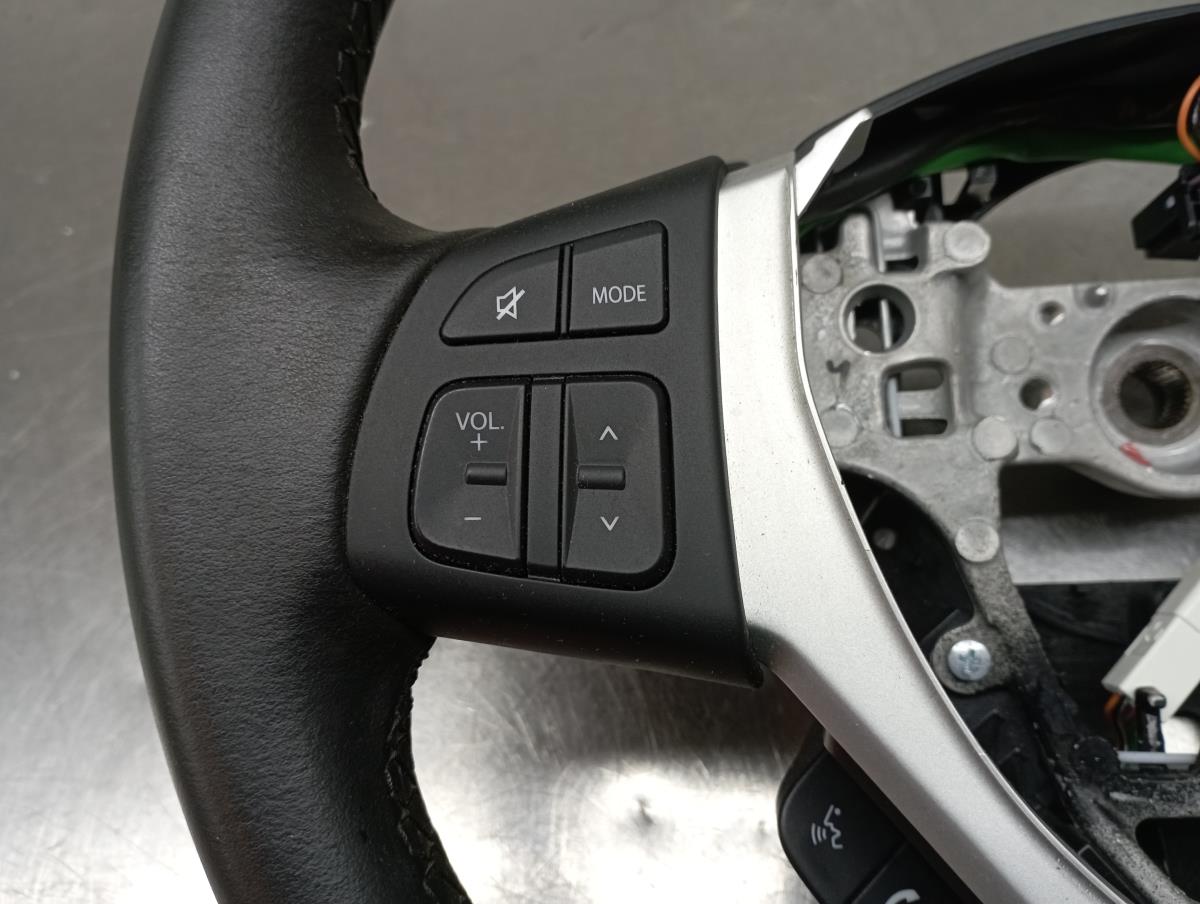 Volante SUZUKI SX4 S-Cross (JY) Imagem-1