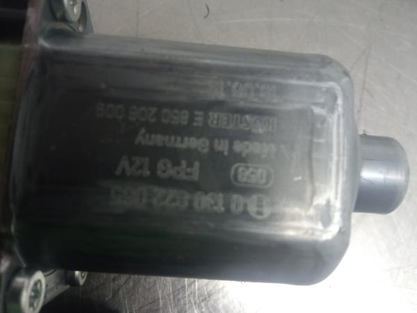 Lève-vitre avant gauche SEAT Ibiza V (KJ1) Imagem-3