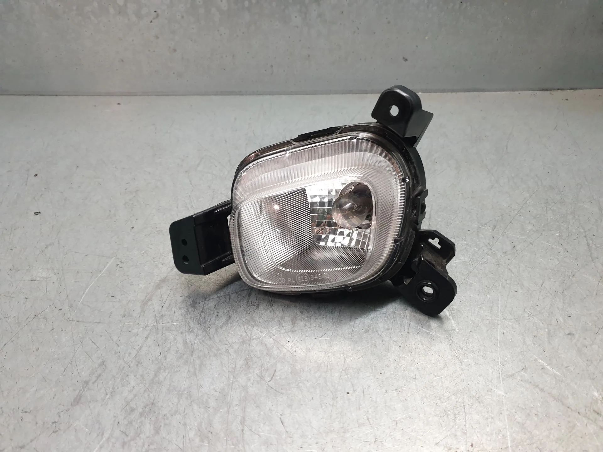 Feu antibrouillard Avant Gauche KIA Picanto (JA)