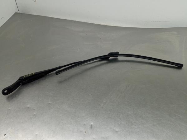 Braccio del tergicristallo anteriore destro PEUGEOT 208