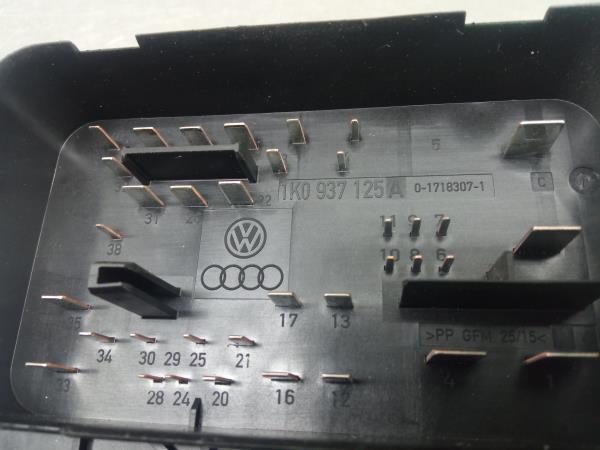 Caixa fusíveis / SAM / BSI VOLKSWAGEN Golf V (1K1) Imagem-3