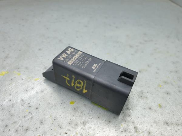 Centralina preriscaldamento candelette VOLKSWAGEN Golf V (1K1)