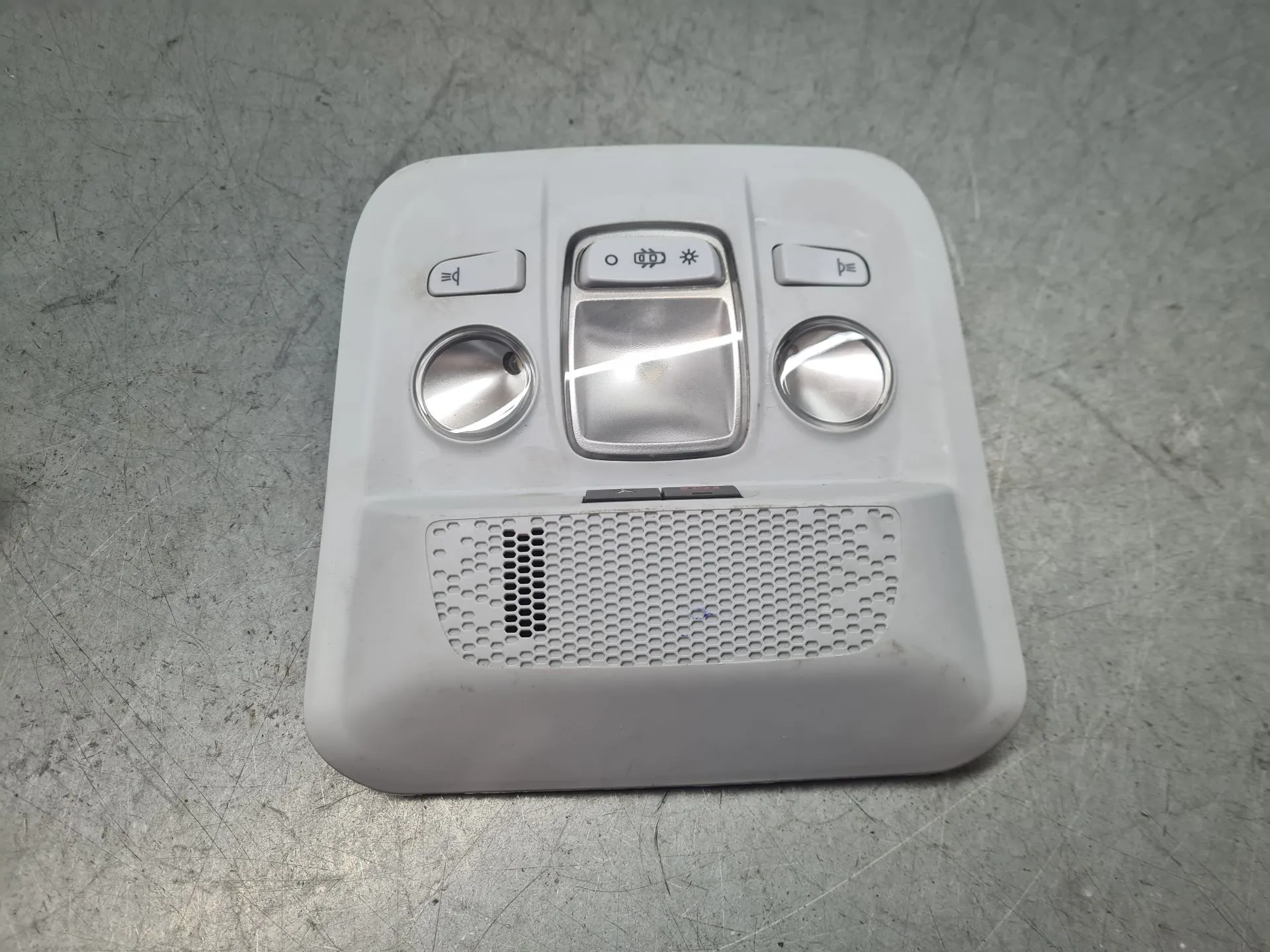 Plafoniera anteriore PEUGEOT 2008 I (CU_) Imagem-1